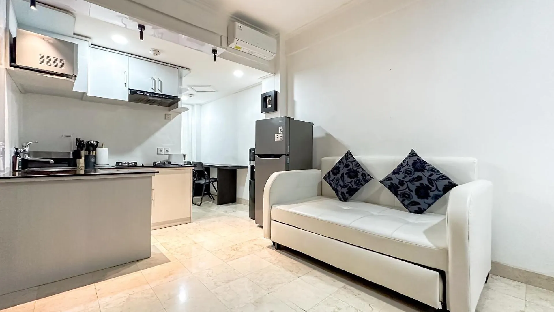 Suite Apartment Ragam Citra Property Legian Seminyak Lejlighedshotel