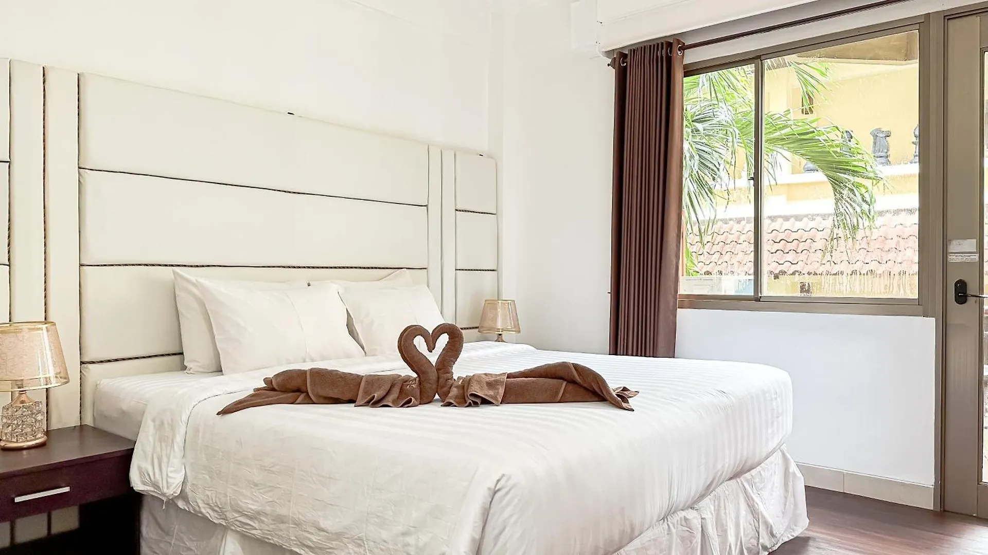 Suite Apartment Ragam Citra Property Legian Seminyak Indonesien